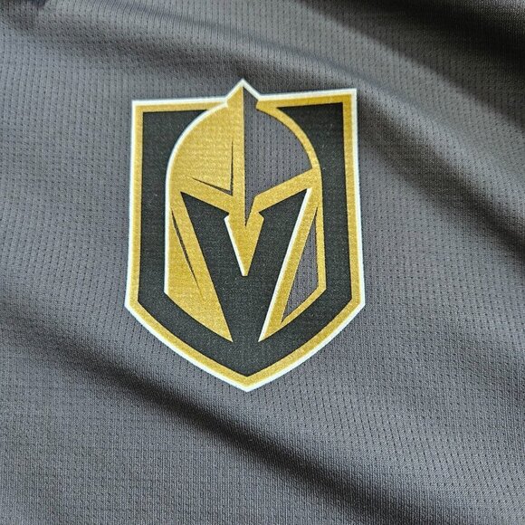 Adidas Vegas Golden Knights T Shirt Mens XL Gray Gold Black NHL Athleisure FLAW - Picture 9 of 16